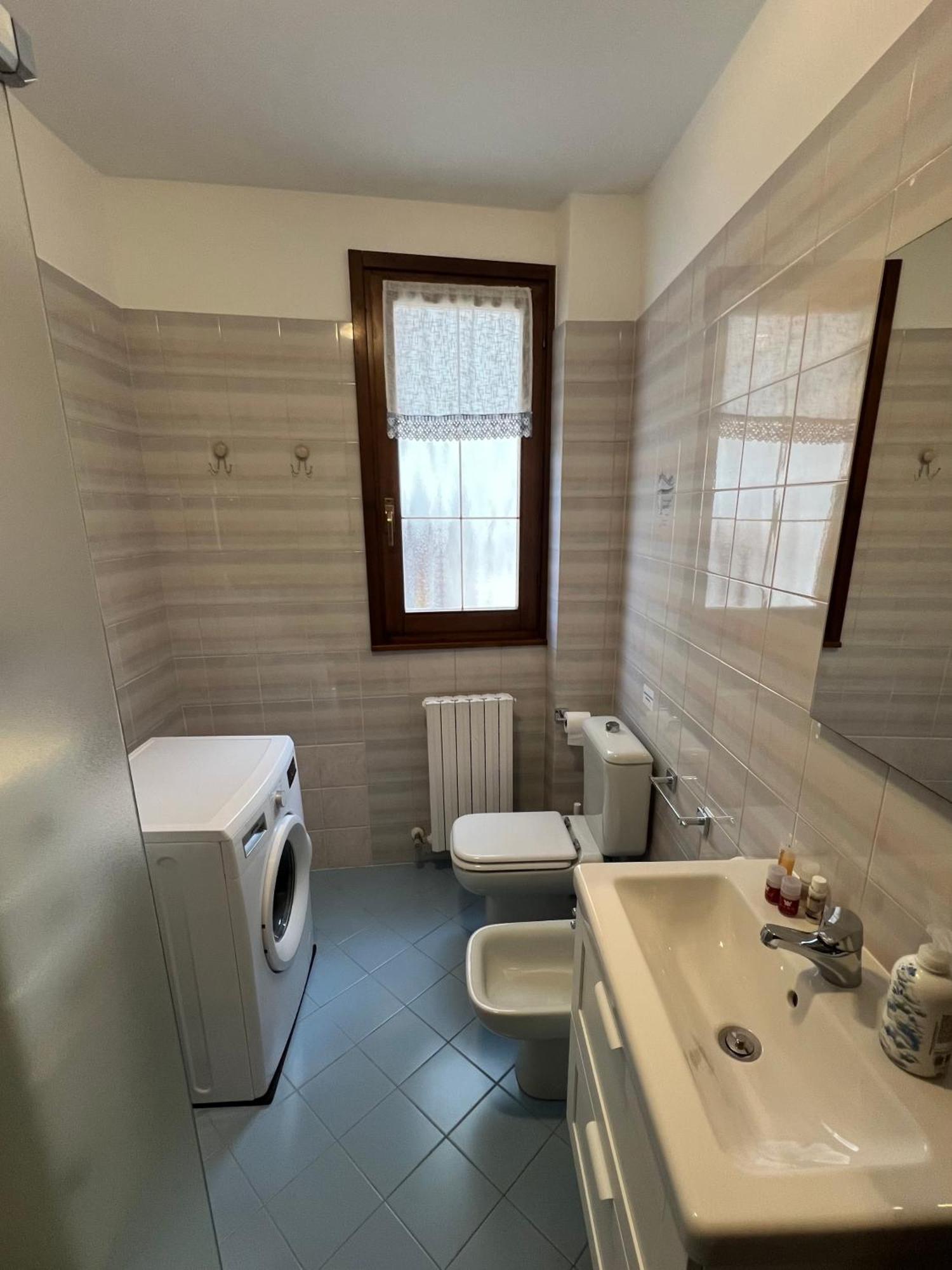 Casa Vacanze Linda Gera Lario Exterior foto